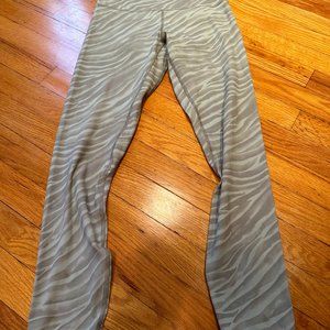 Lululemon Align Pant 25" Super HR 6 Le Tigre Camo Green Fern Multi